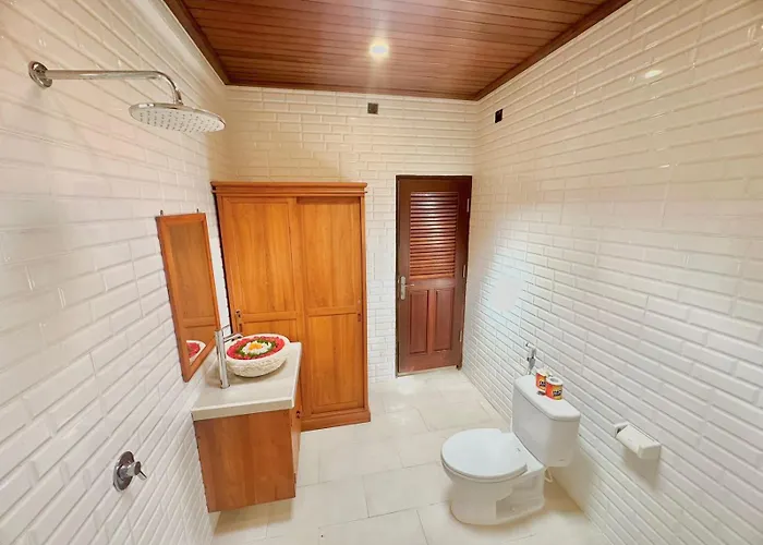 Bed & Breakfast Bupon House Cempaka