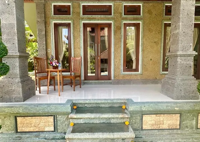 Bupon House Cempaka Bed & Breakfast Penginyahan