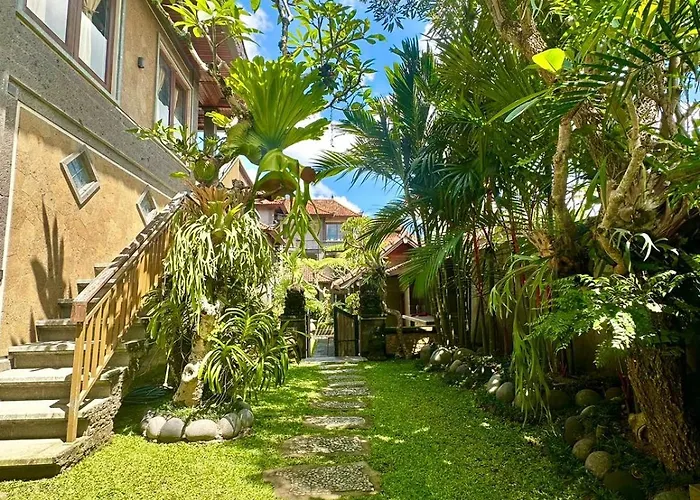 Bupon House Cempaka Bed & Breakfast Penginyahan