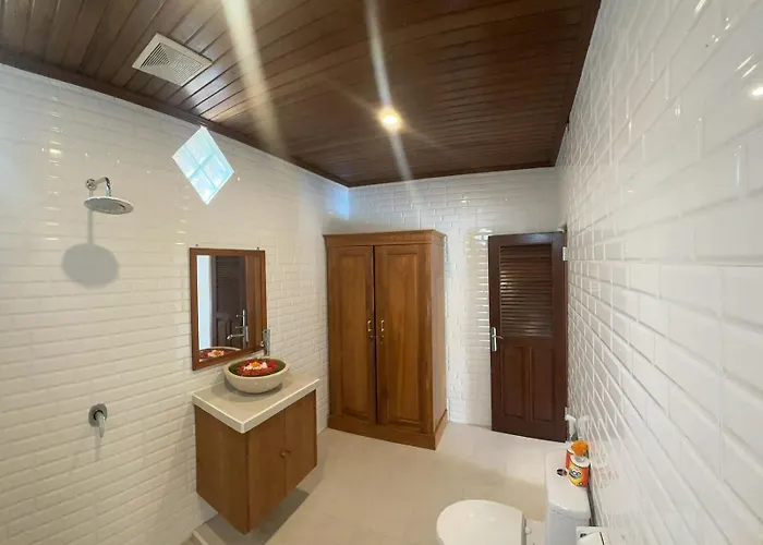 Bed & Breakfast Bupon House Cempaka